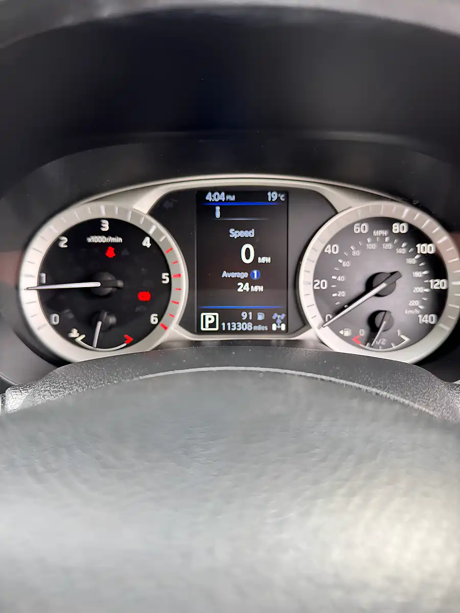 Used 2020 Nissan Navara Tekna Blue - Interior and Exterior details 17