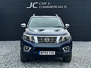 Used 2020 Nissan Navara Tekna Blue - Interior and Exterior details 8