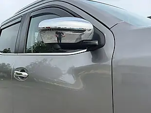 Used 2020 Nissan Navara Tekna Grey - Interior and Exterior details 15