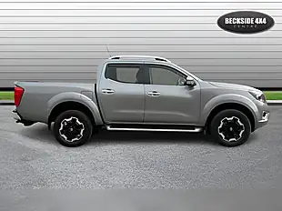 Used 2020 Nissan Navara Tekna Grey - Interior and Exterior details 2