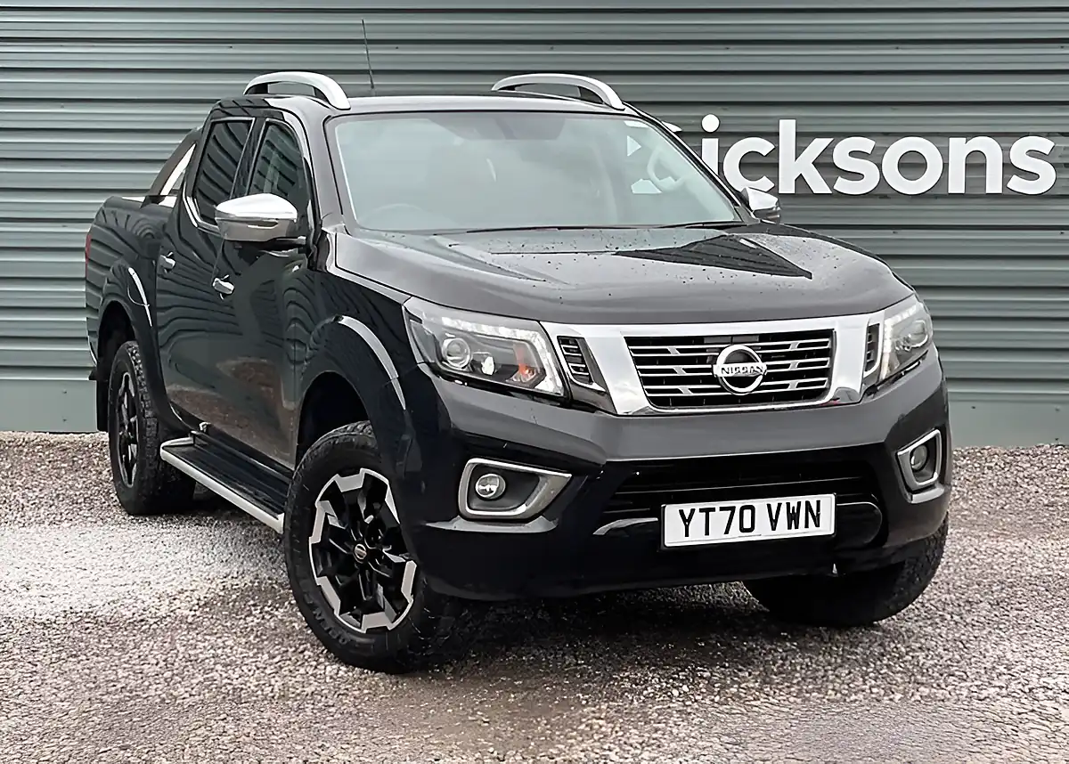 Used 2020 Nissan Navara Tekna Shr Dcb Black - Front View