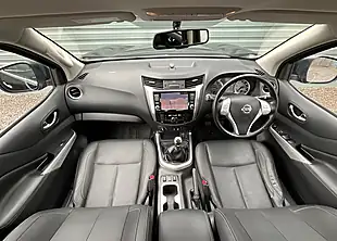 Used 2020 Nissan Navara Tekna Shr Dcb Black - Interior and Exterior details 13