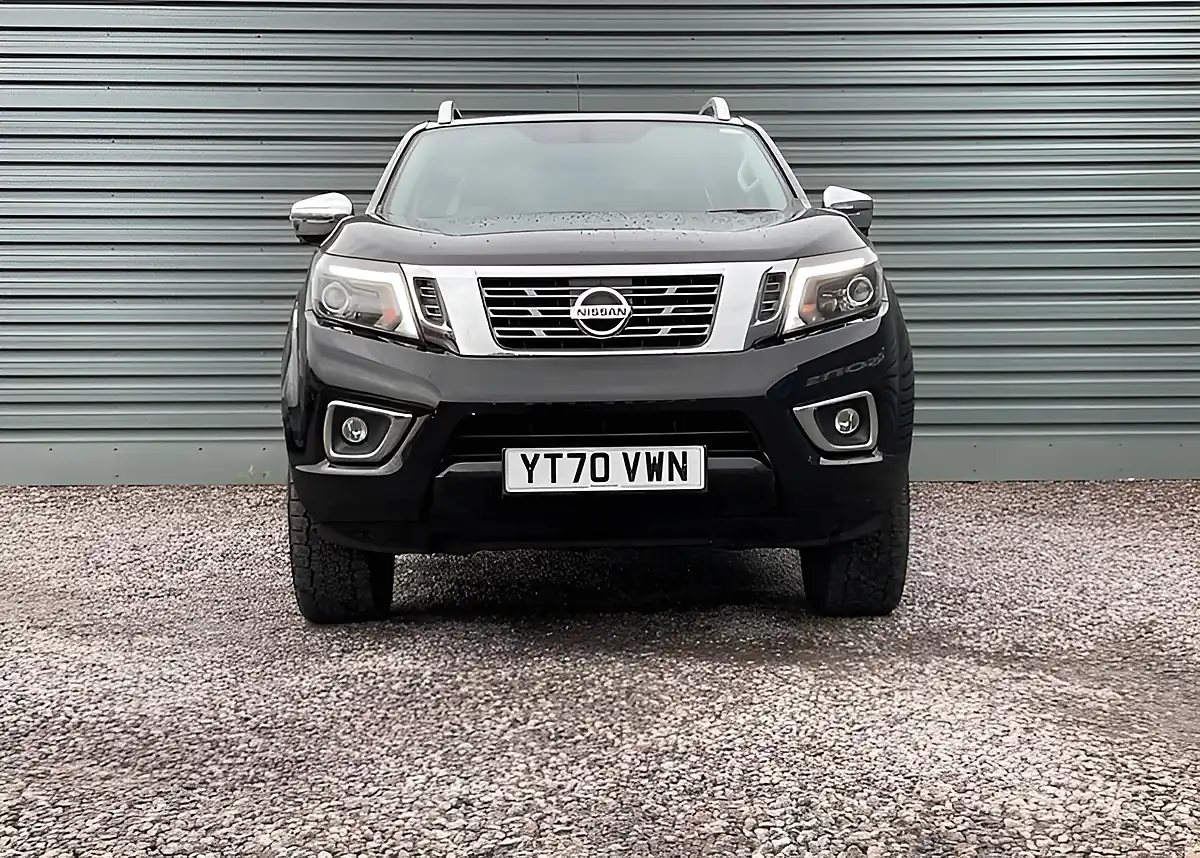 Used 2020 Nissan Navara Tekna Shr Dcb Black - Interior and Exterior details 6