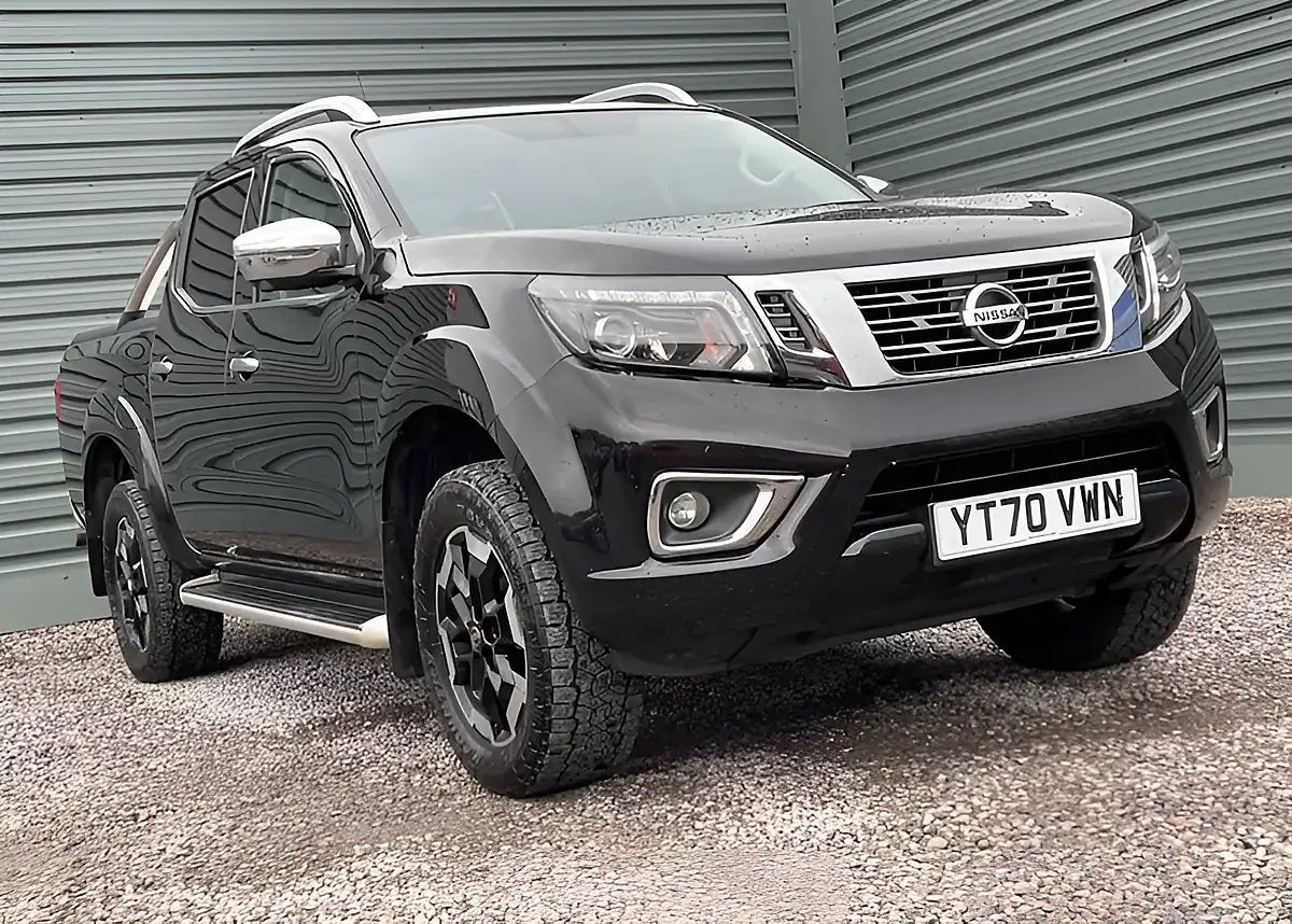 Used 2020 Nissan Navara Tekna Shr Dcb Black - Interior and Exterior details 7