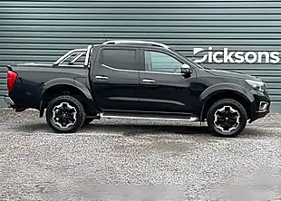Used 2020 Nissan Navara Tekna Shr Dcb Black - Interior and Exterior details 8