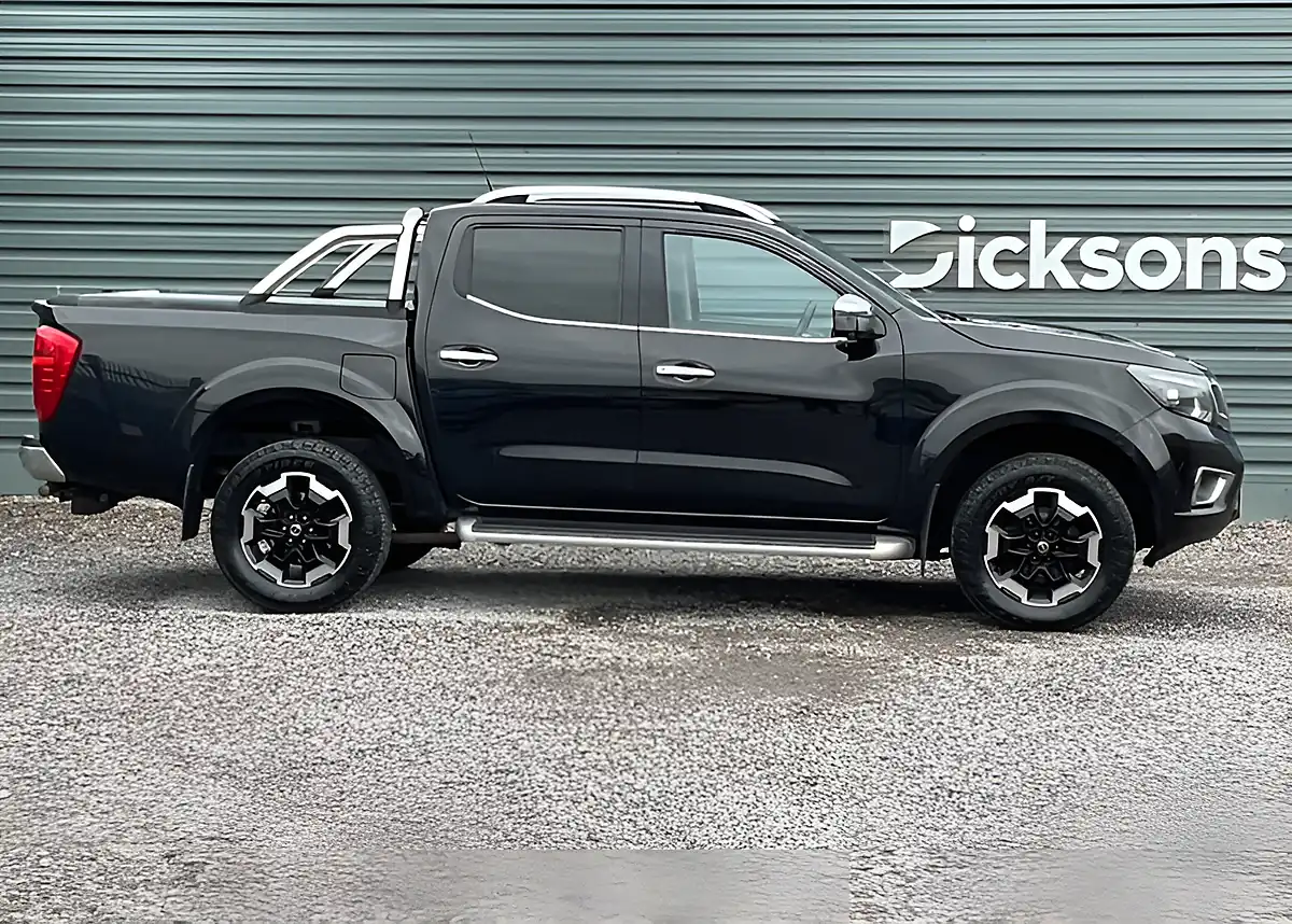 Used 2020 Nissan Navara Tekna Shr Dcb Black - Interior and Exterior details 8