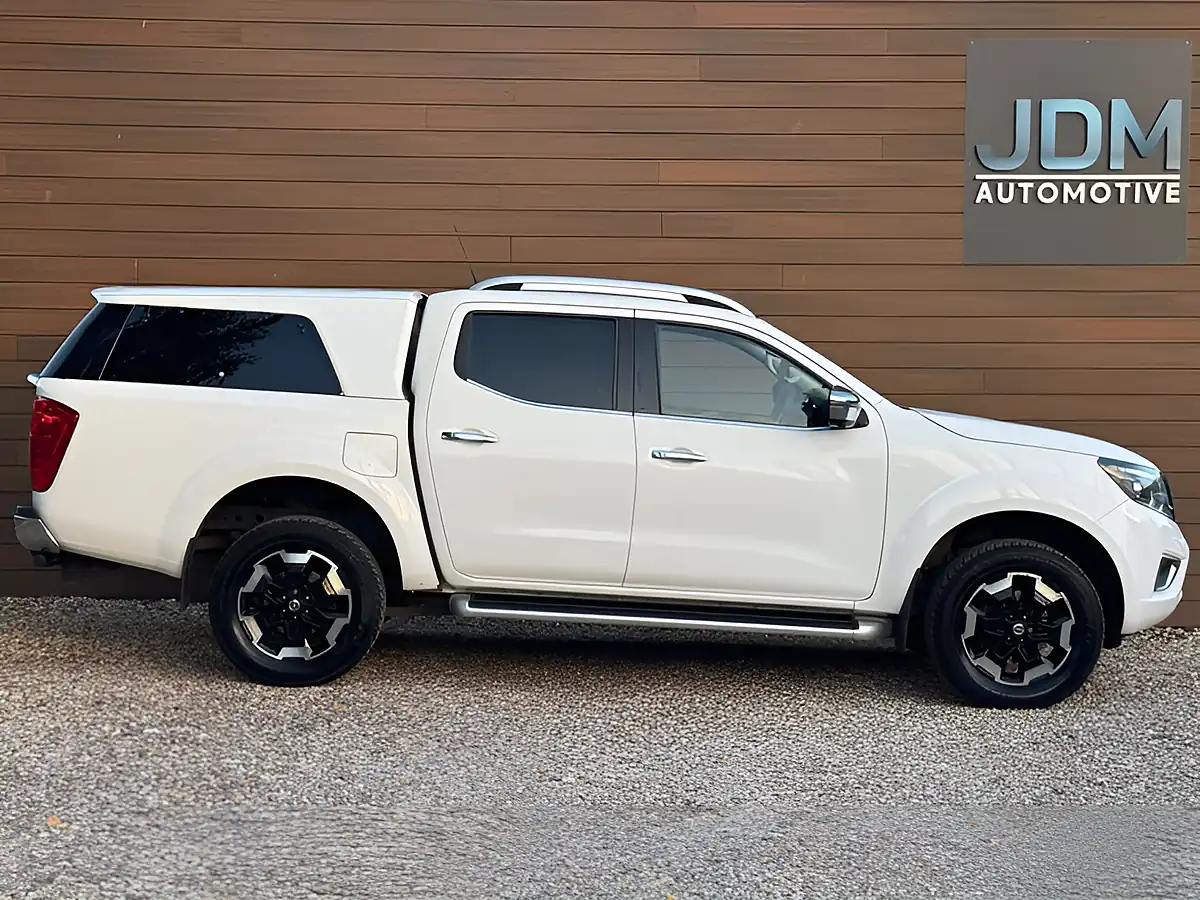 Used 2020 Nissan Navara Tekna White - Interior and Exterior details 2