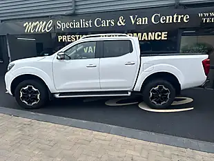 Used 2020 Nissan Navara Tekna White - Interior and Exterior details 5