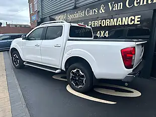 Used 2020 Nissan Navara Tekna White - Interior and Exterior details 6