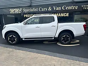 Used 2020 Nissan Navara Tekna White - Interior and Exterior details 5