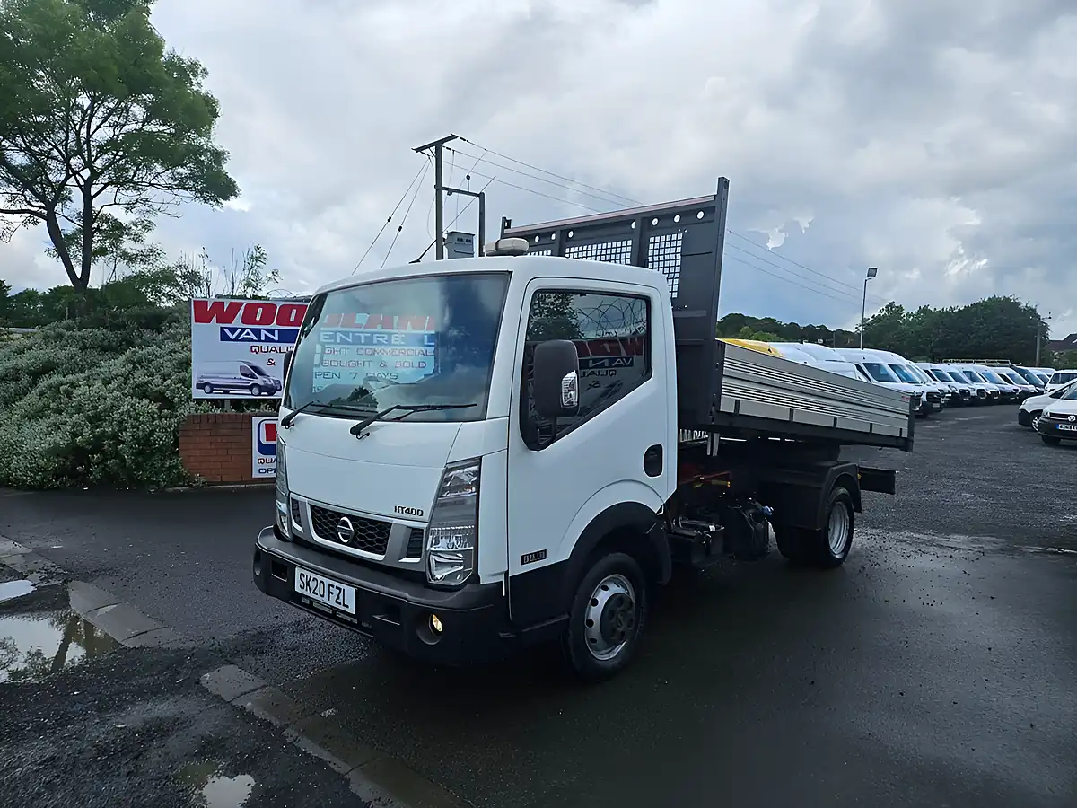 Used 2020 Nissan Nt400 Cabstar 35.B Lwb White - Interior and Exterior details 4