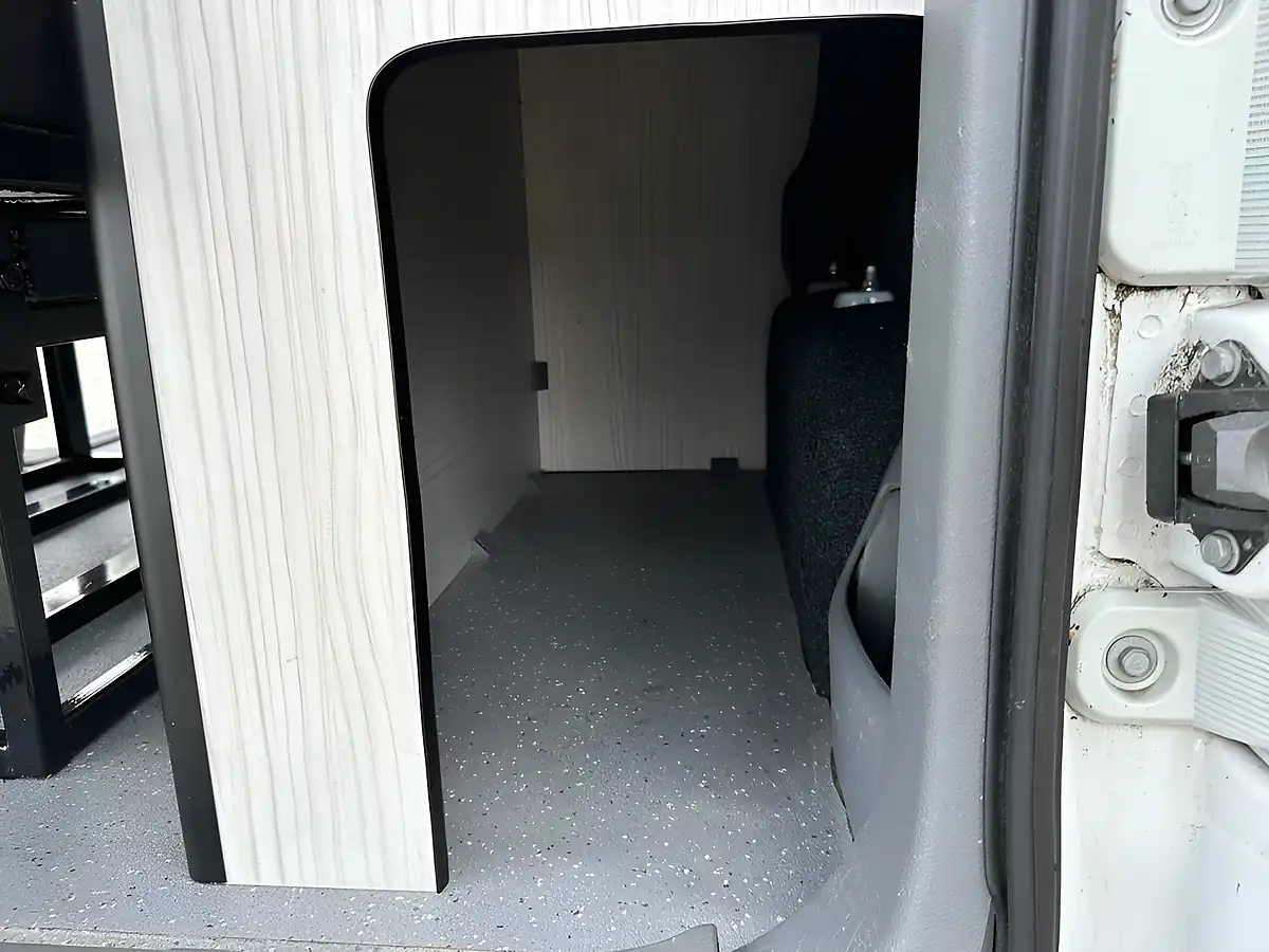 Used 2020 Nissan NV200 E Evalia Day Van White - Interior and Exterior details 16
