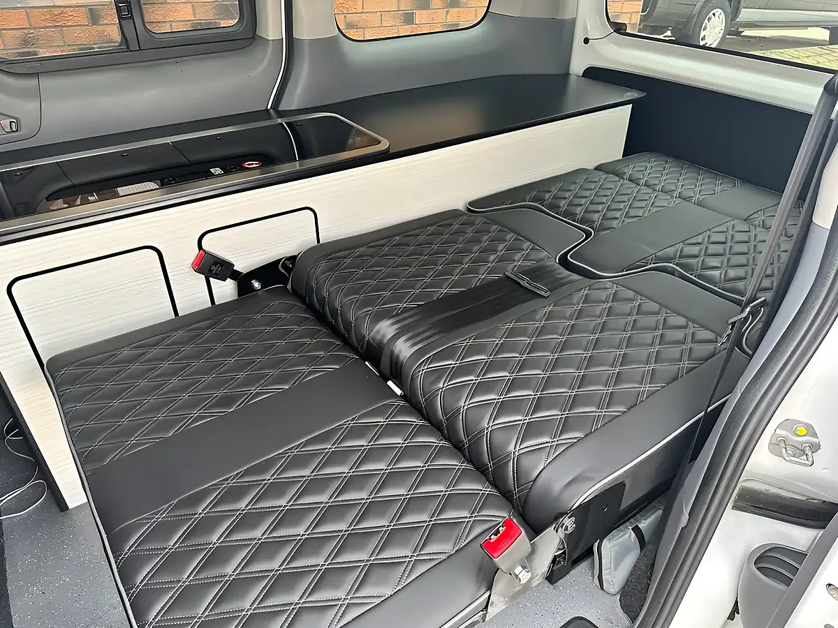 Used 2020 Nissan NV200 E Evalia Day Van White - Interior and Exterior details 6