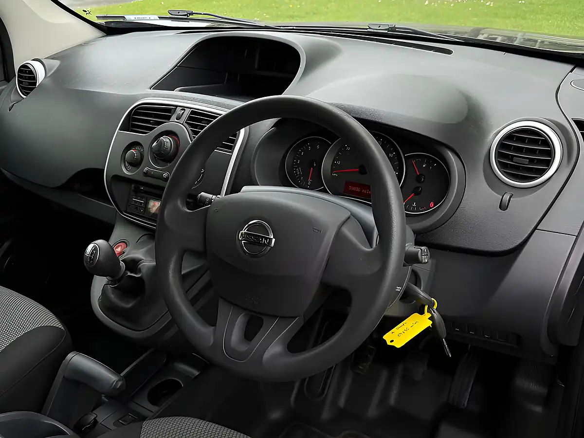 Used 2020 Nissan NV250 Acenta Black - Interior and Exterior details 12