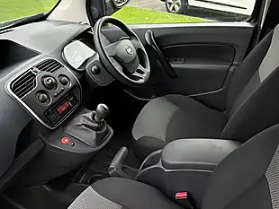 Used 2020 Nissan NV250 Acenta Black - Interior and Exterior details 13