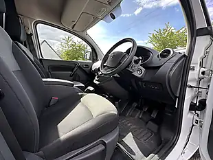Used 2020 Nissan NV250 Acenta White - Interior and Exterior details 12