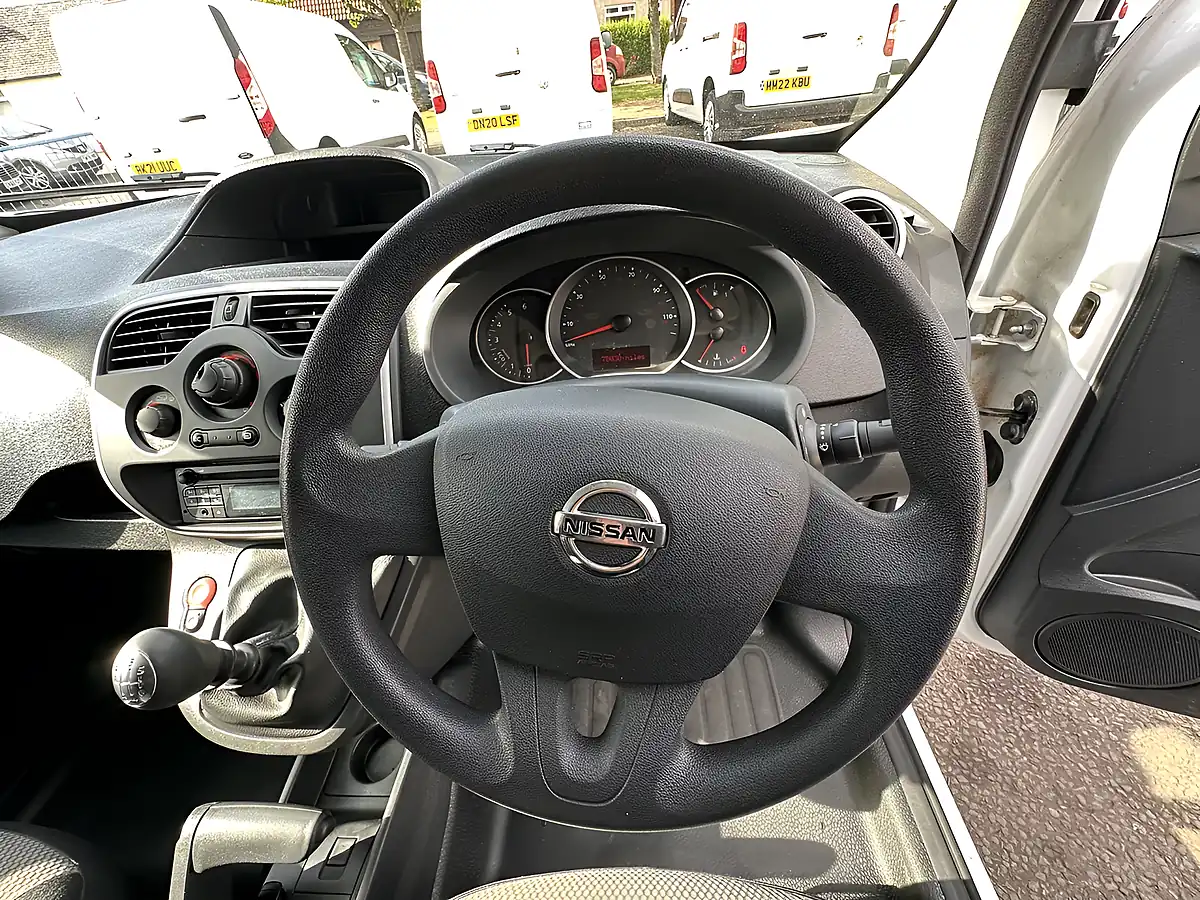 Used 2020 Nissan NV250 Acenta White - Interior and Exterior details 14