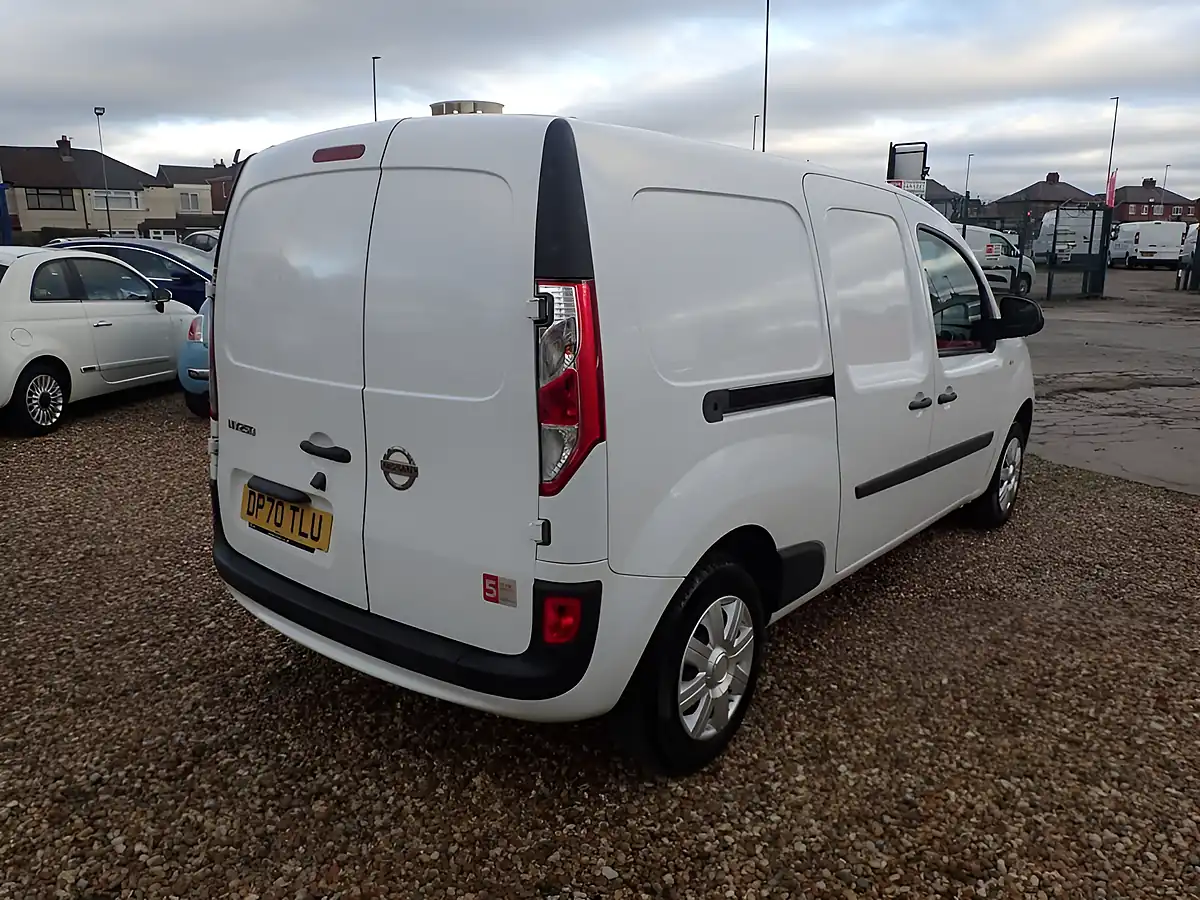 Used 2020 Nissan NV250 Tekna White - Interior and Exterior details 19
