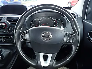 Used 2020 Nissan NV250 Tekna White - Interior and Exterior details 7