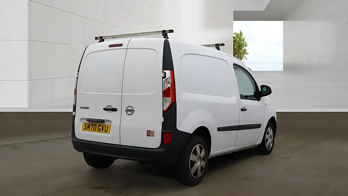 Used 2020 Nissan NV250 Visia White - Interior and Exterior details 4