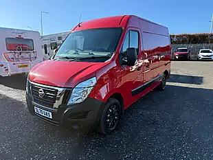Used 2020 Nissan NV400 Acenta Red - Interior and Exterior details 3