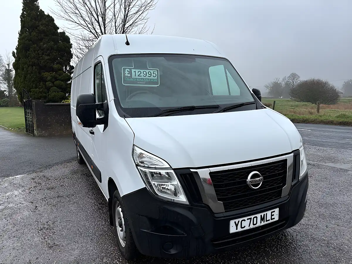 Used 2020 Nissan NV400 Acenta White - Front View