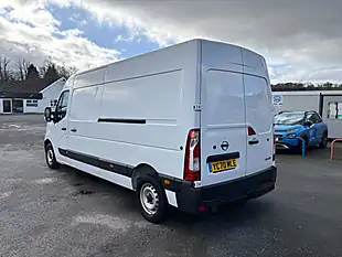 Used 2020 Nissan NV400 Acenta White - Interior and Exterior details 6