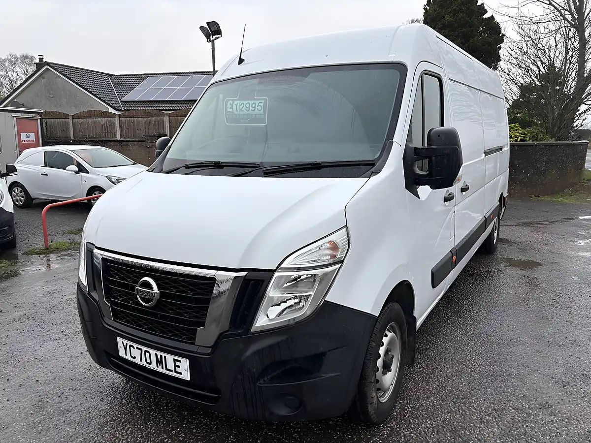Used 2020 Nissan NV400 Acenta White - Interior and Exterior details 8