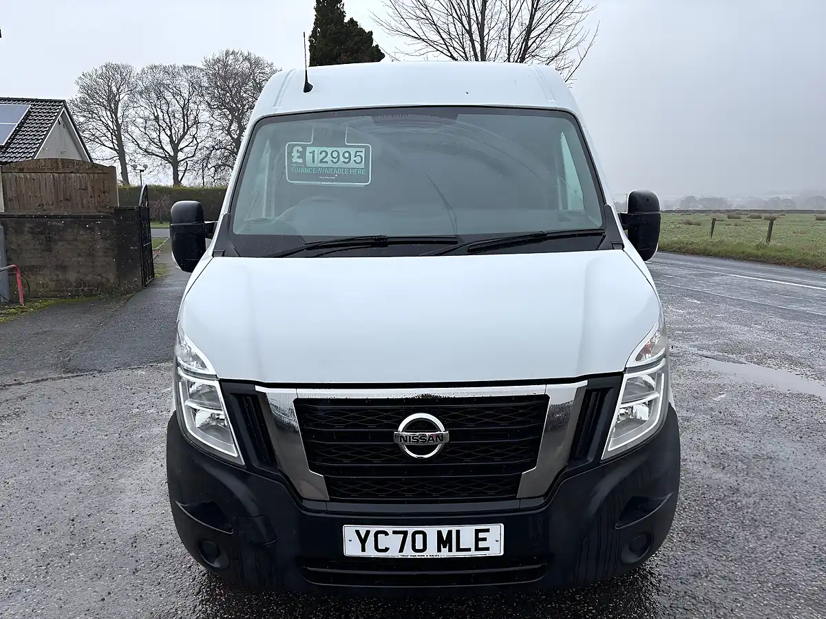 Used 2020 Nissan NV400 Acenta White - Interior and Exterior details 9