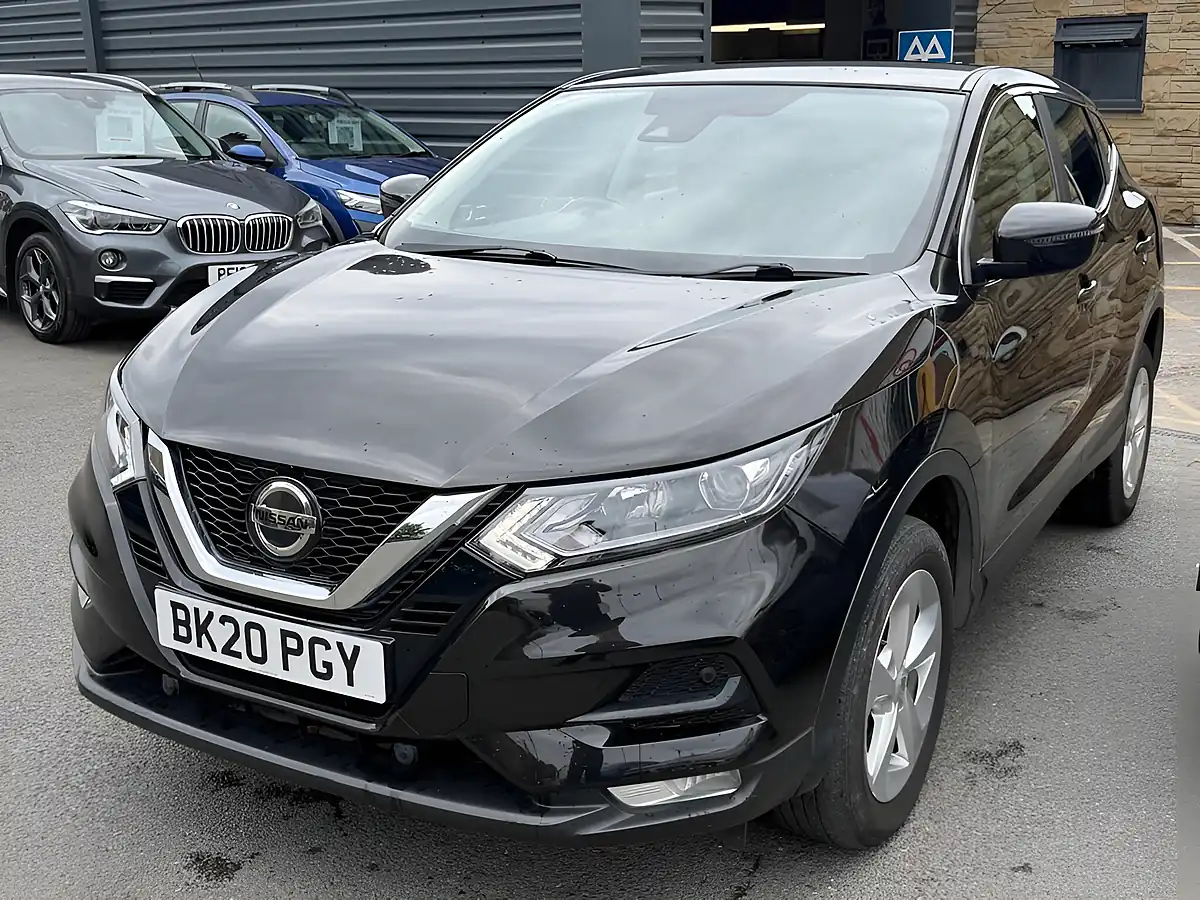 Used 2020 Nissan Qashqai Acenta Premium Black - Interior and Exterior details 3
