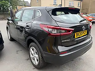Used 2020 Nissan Qashqai Acenta Premium Black - Interior and Exterior details 4