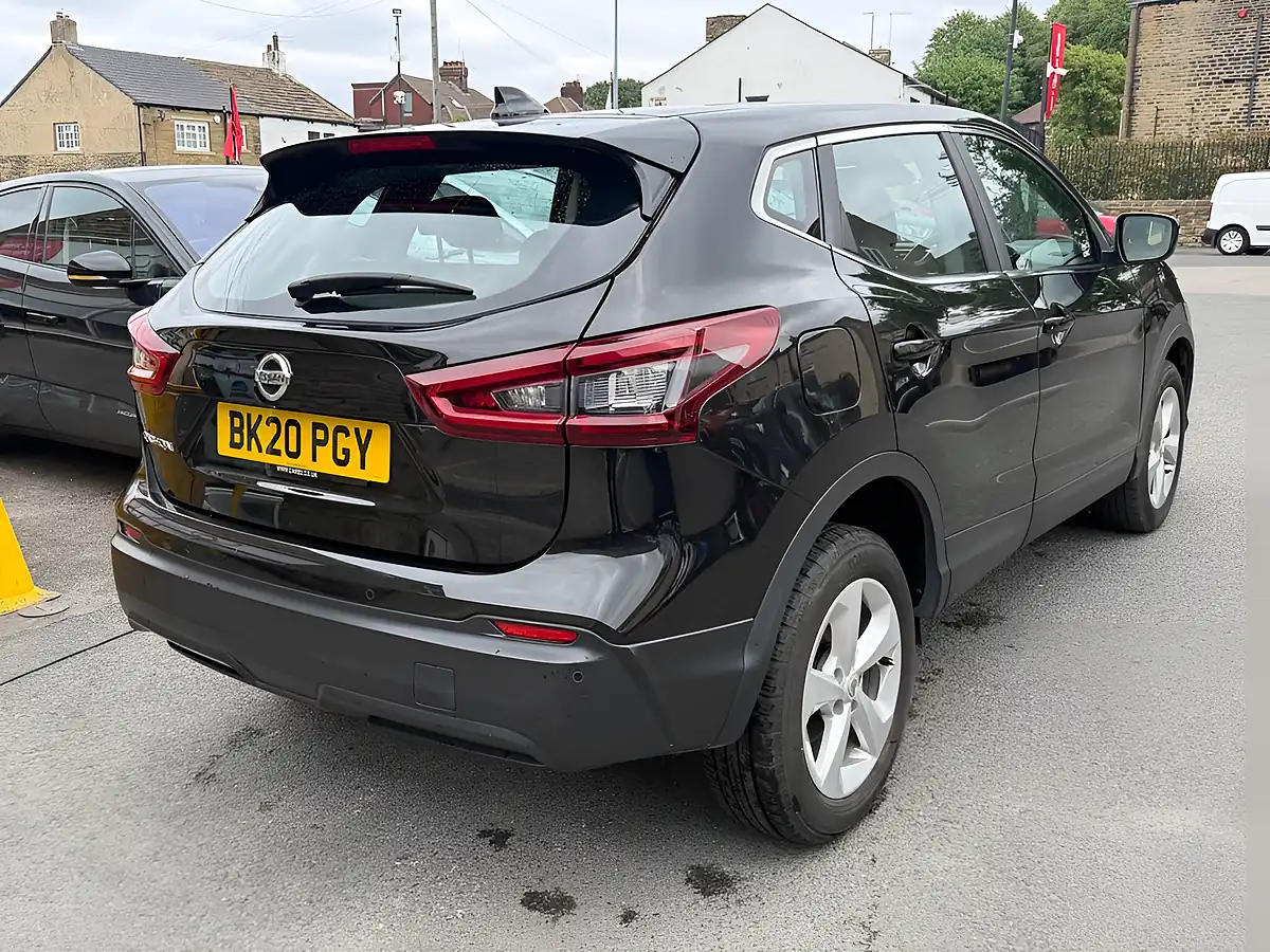 Used 2020 Nissan Qashqai Acenta Premium Black - Interior and Exterior details 7