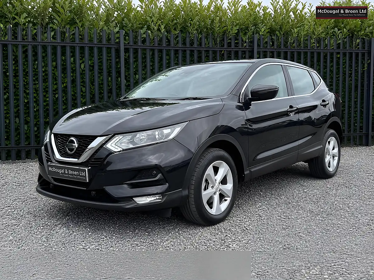 Used 2020 Nissan Qashqai Acenta Premium Black - Front View
