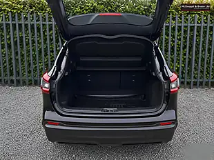 Used 2020 Nissan Qashqai Acenta Premium Black - Interior and Exterior details 19