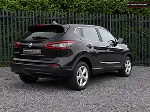 Used 2020 Nissan Qashqai Acenta Premium Black - Interior and Exterior details 5