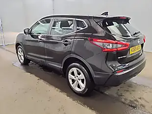 Used 2020 Nissan Qashqai Acenta Premium Black - Interior and Exterior details 5