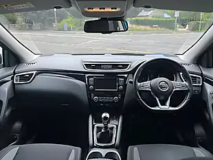 Used 2020 Nissan Qashqai Acenta Premium Blue - Interior and Exterior details 7
