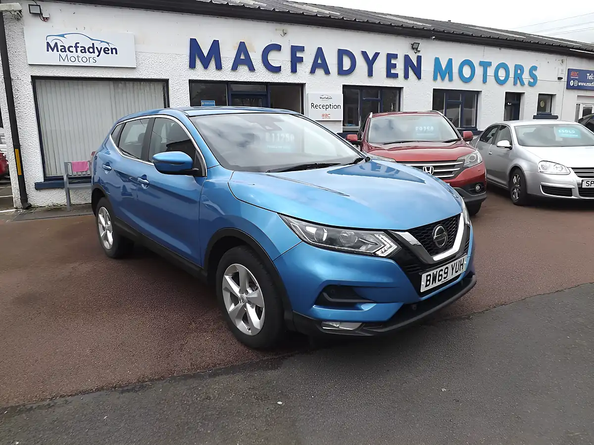 Used 2020 Nissan Qashqai Acenta Premium Blue - Front View