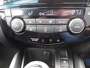 Used 2020 Nissan Qashqai Acenta Premium Blue - Interior and Exterior details 20