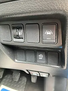 Used 2020 Nissan Qashqai Acenta Premium Blue - Interior and Exterior details 14