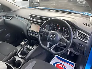 Used 2020 Nissan Qashqai Acenta Premium Blue - Interior and Exterior details 17