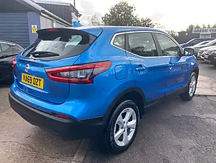 Used 2020 Nissan Qashqai Acenta Premium Blue - Interior and Exterior details 6