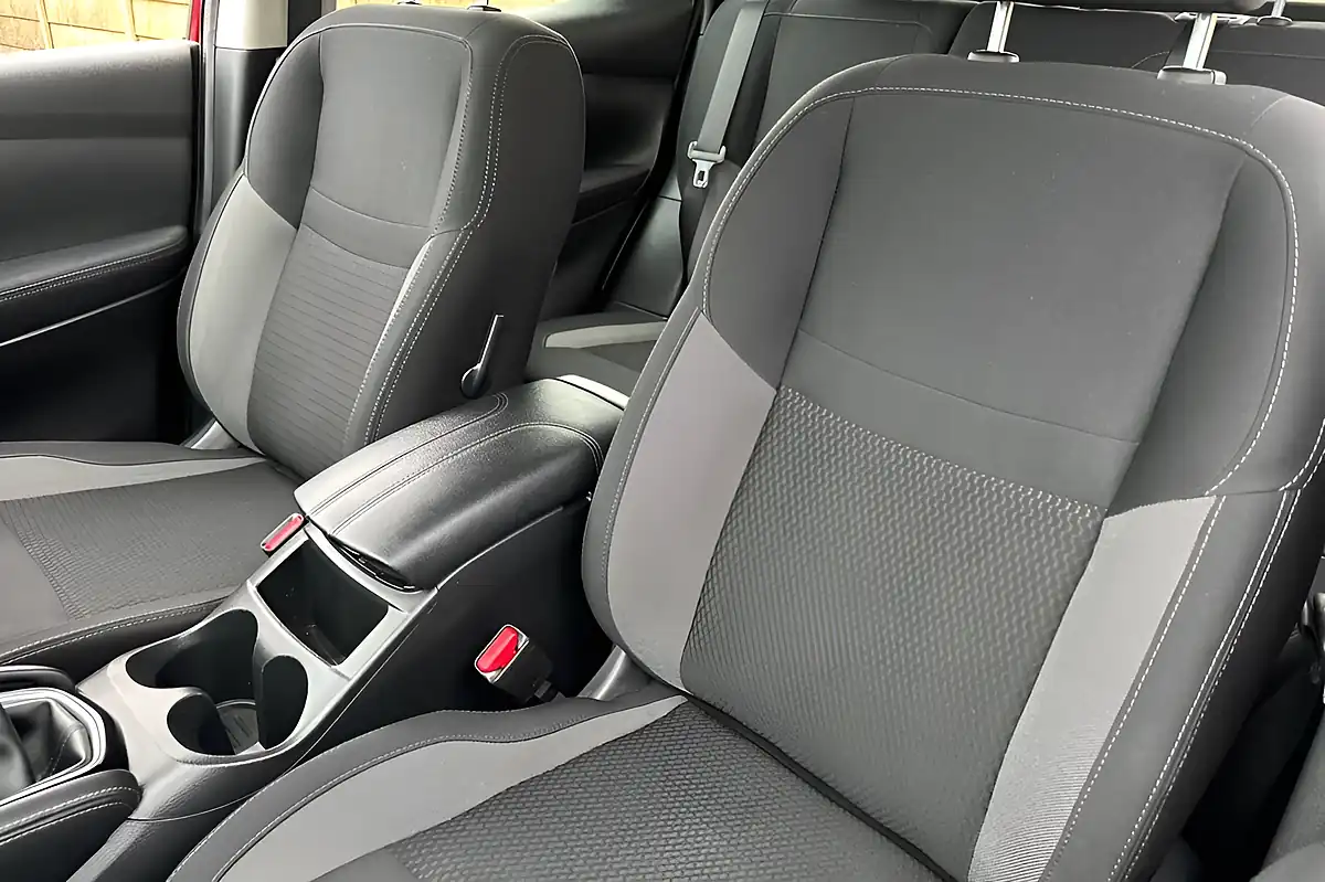 Used 2020 Nissan Qashqai Acenta Premium Flame Red - Interior and Exterior details 11