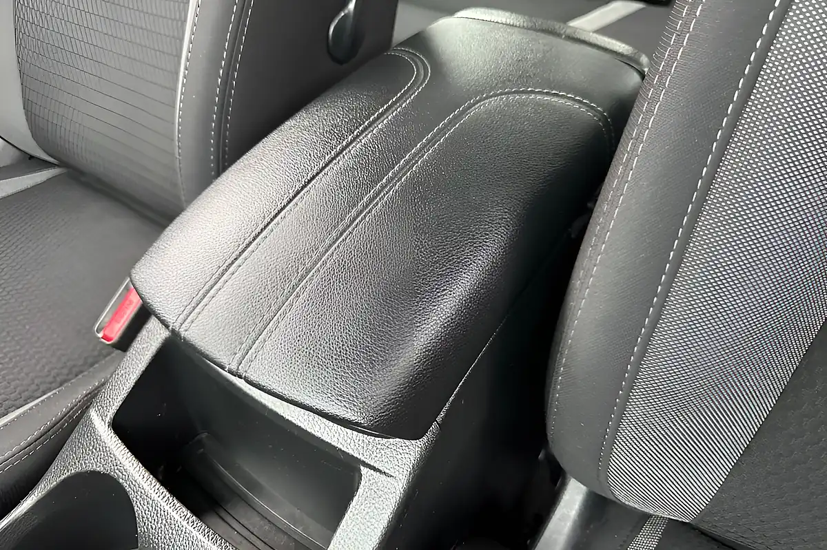 Used 2020 Nissan Qashqai Acenta Premium Flame Red - Interior and Exterior details 14