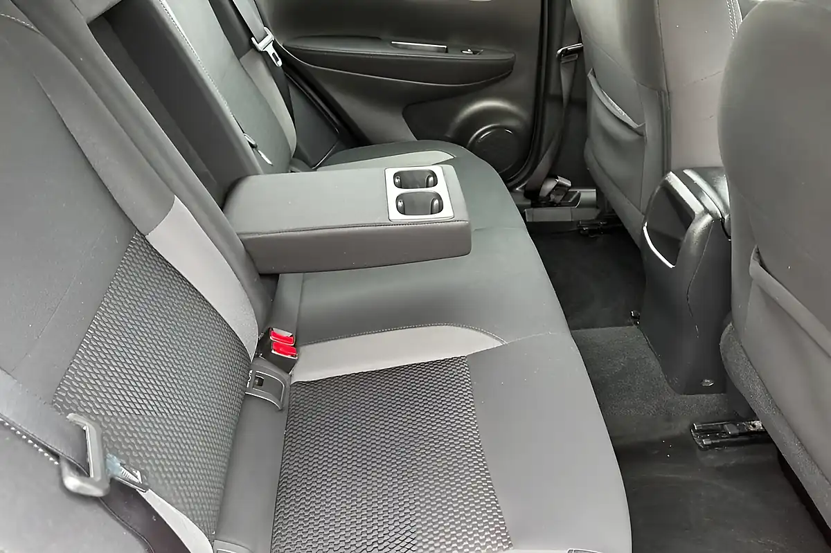 Used 2020 Nissan Qashqai Acenta Premium Flame Red - Interior and Exterior details 16