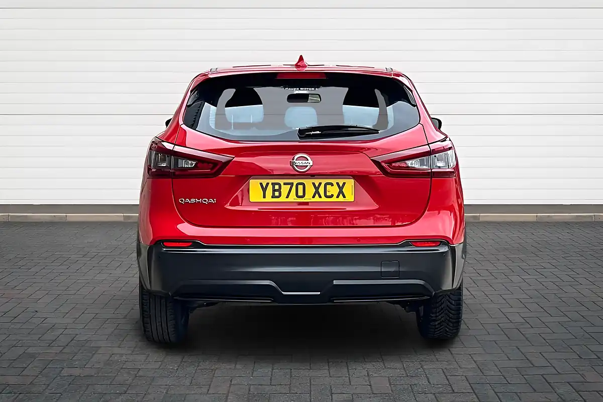 Used 2020 Nissan Qashqai Acenta Premium Flame Red - Interior and Exterior details 4