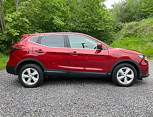 Used 2020 Nissan Qashqai Acenta Premium Magnetic Red - Interior and Exterior details 10