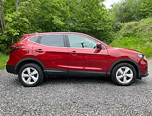 Used 2020 Nissan Qashqai Acenta Premium Magnetic Red - Interior and Exterior details 8