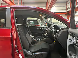Used 2020 Nissan Qashqai Acenta Premium Red - Interior and Exterior details 20