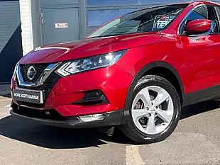 Used 2020 Nissan Qashqai Acenta Premium Red - Interior and Exterior details 5